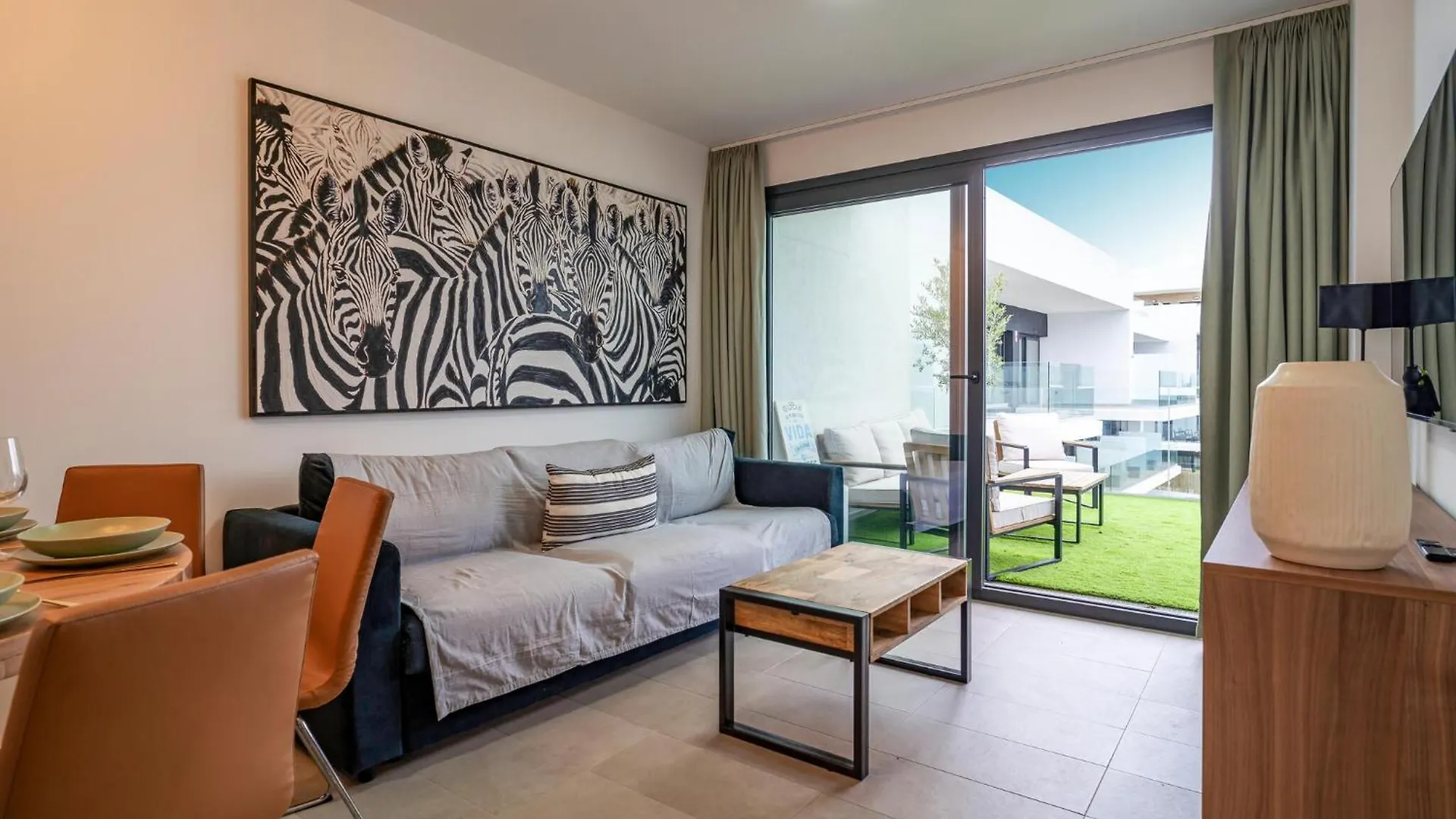 Cozy Apartment In Zahara De Los Atunes With Wifi