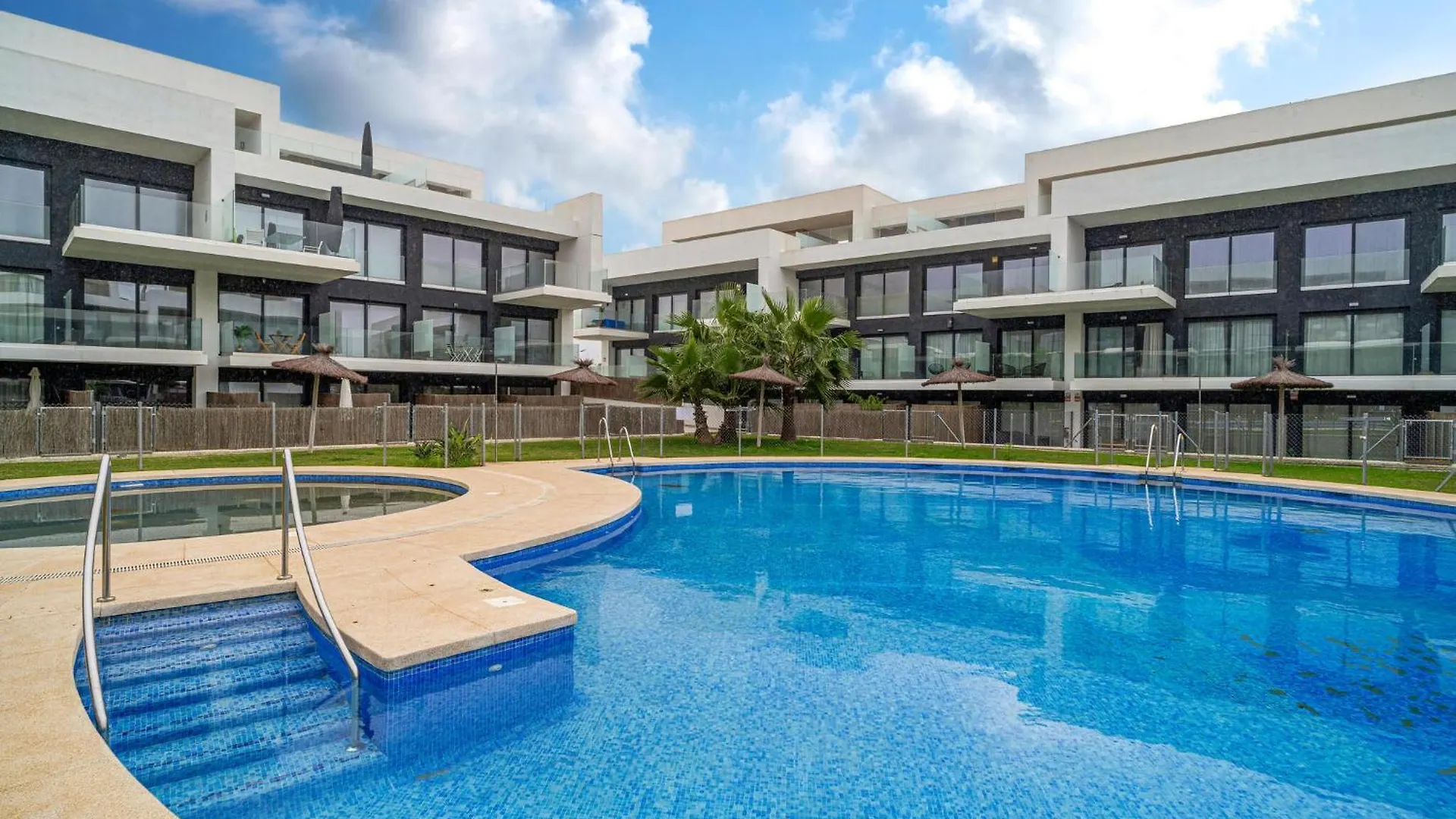 Cozy Apartment In Zahara De Los Atunes With Wifi