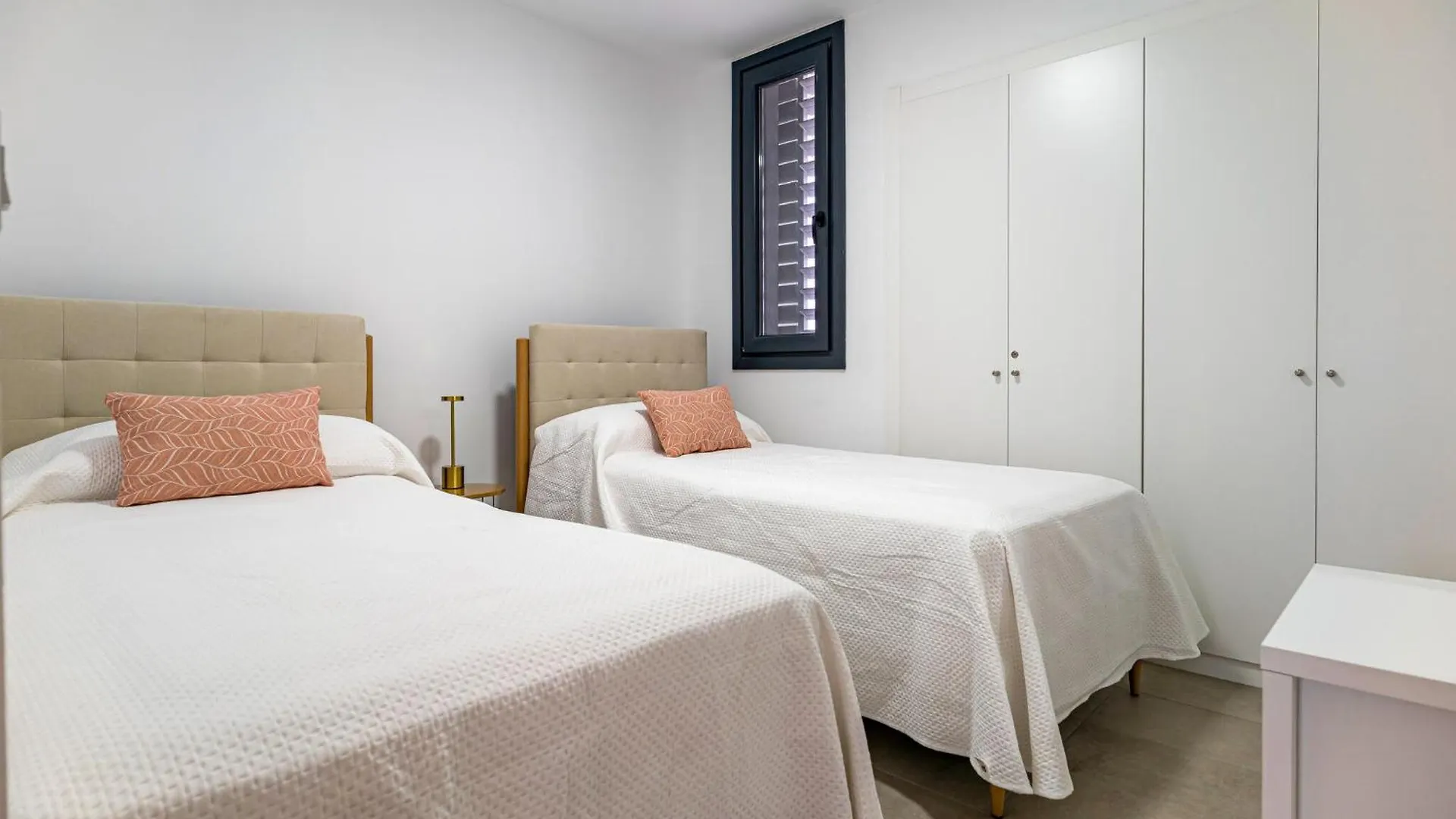 Cozy Apartment In Zahara De Los Atunes With Wifi